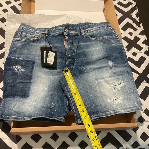 DSQUARED2.  MEDIUM BLUE SQUARE WASH ALL OVER PRINT SHORT. - Picture 6 of 9